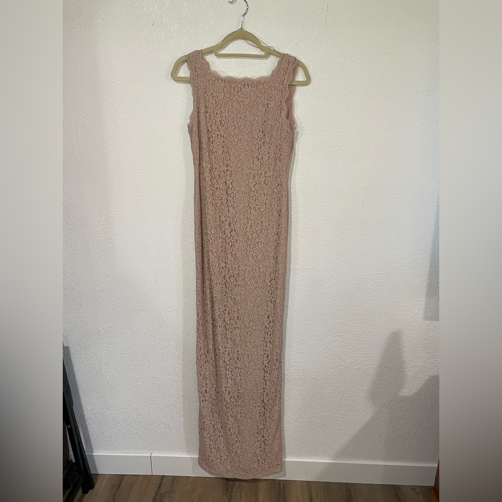 Adrianna Papell Blush Lace Full-Length Formal Dress